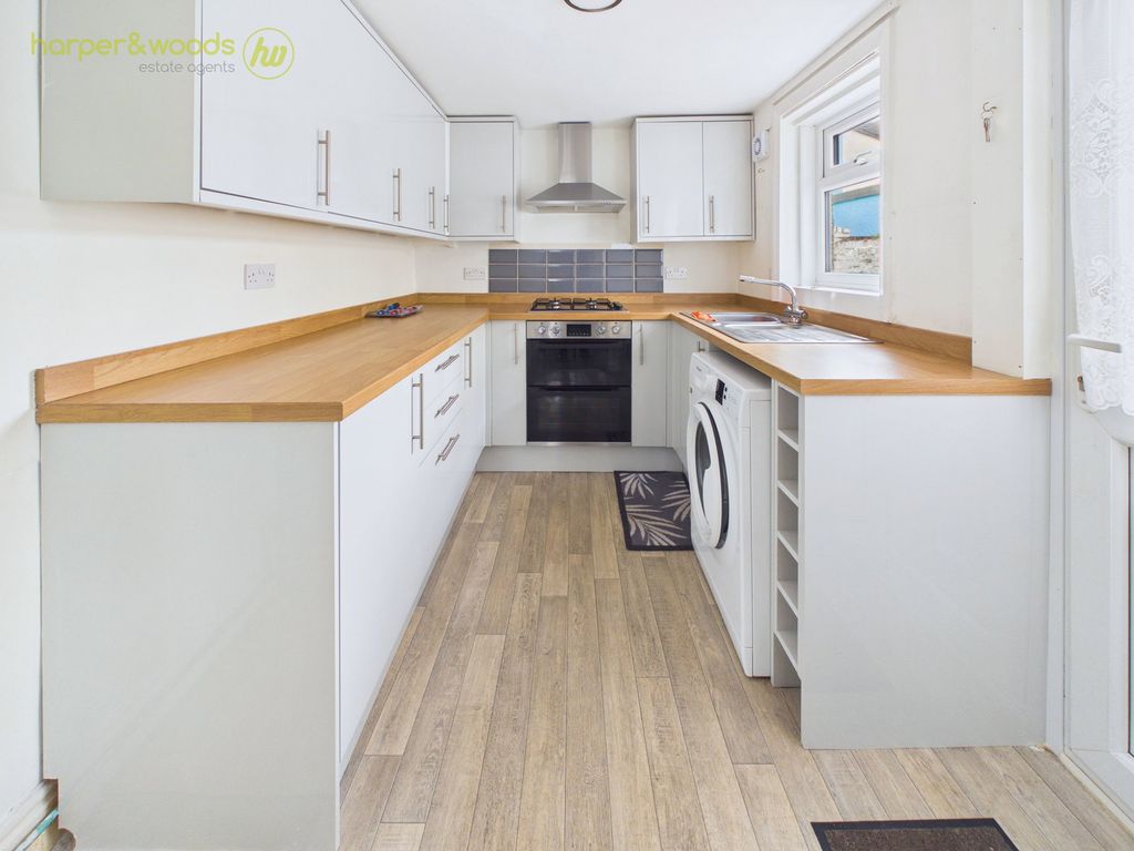 Property photo 3 of 28