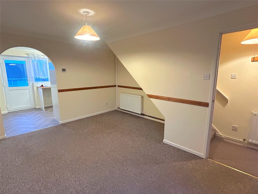 Property photo 2 of 12 Picture No. 10