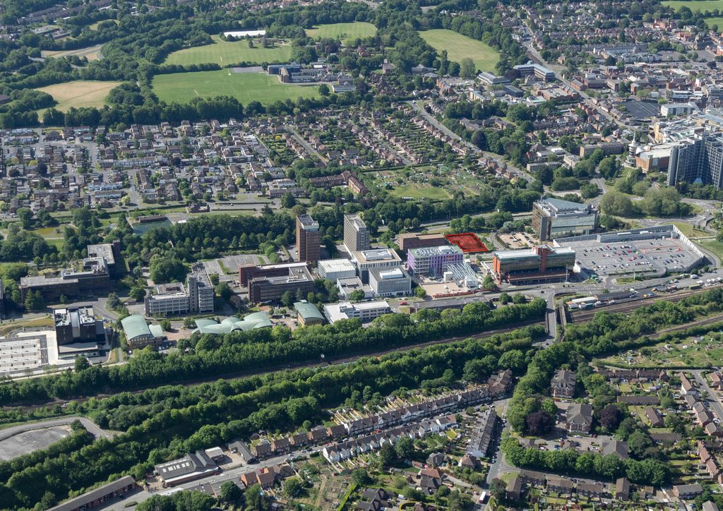 Property photo 1 of 5 Glasshouse Basingstoke Aerial Annotated_01.Jpg