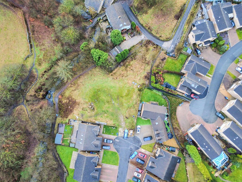 Property photo 1 of 16 Lynns Court 4