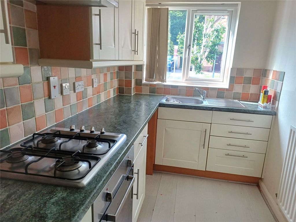 Property photo 3 of 18 Picture No. 46