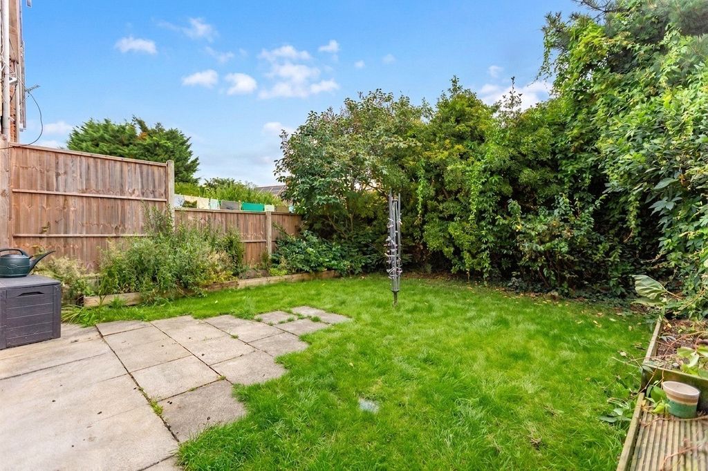 Property photo 2 of 11 Picture No. 20