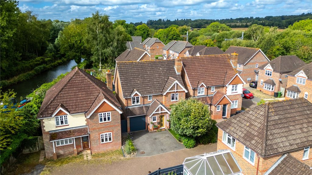 Property photo 1 of 22 Front