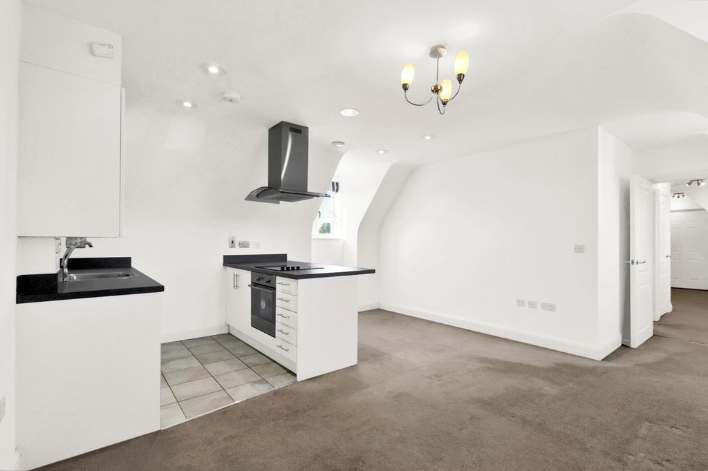 Property photo 3 of 11 Picture No. 08