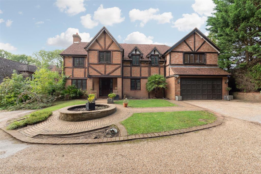 Property photo 1 of 20 Gills Hill Lane 55.Jpg