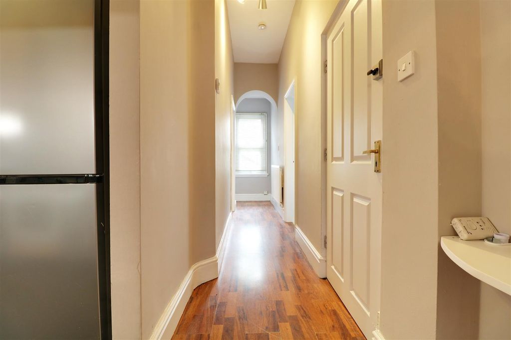 Property photo 2 of 11 Hall.Jpg