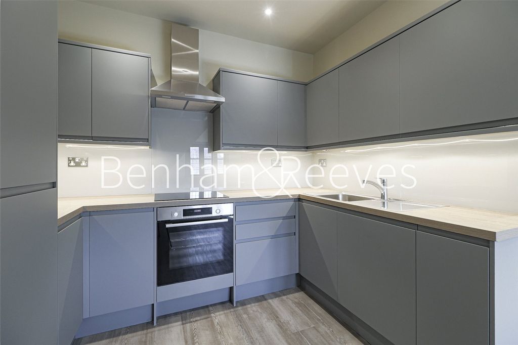 Property photo 2 of 8 Picture No. 05