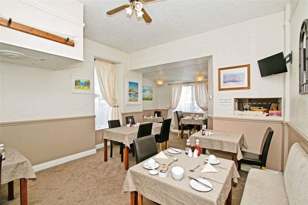 Property photo 3 of 42 Dining Room