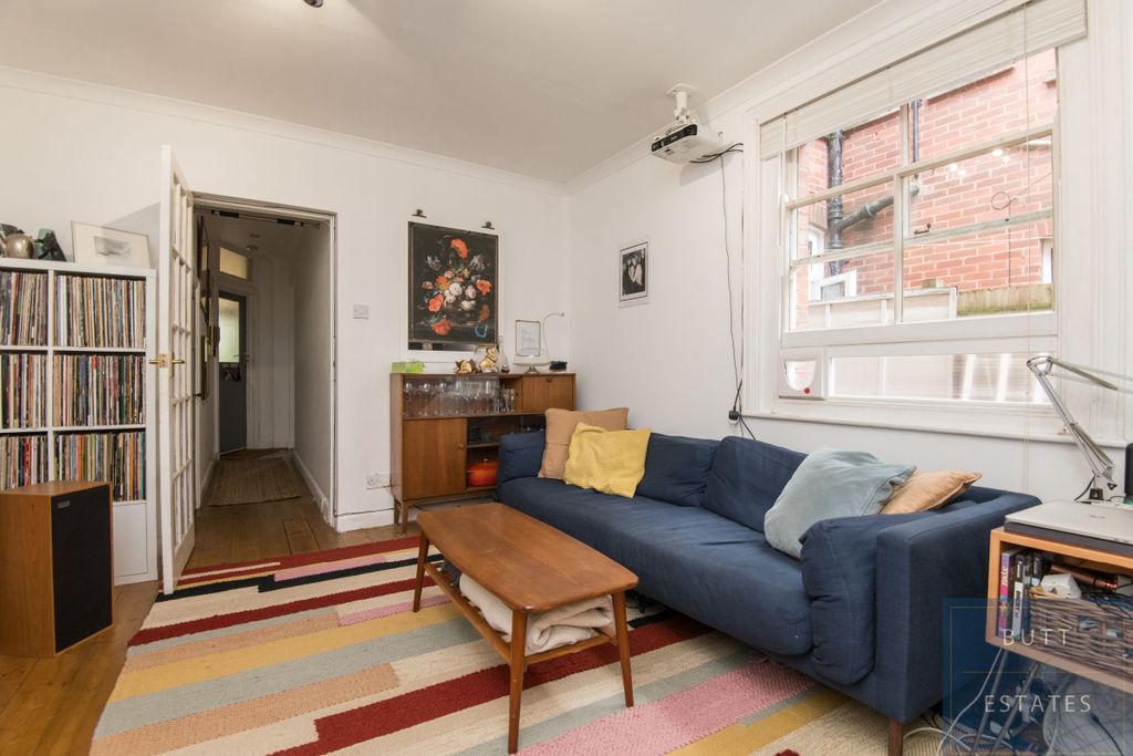 Property photo 3 of 16