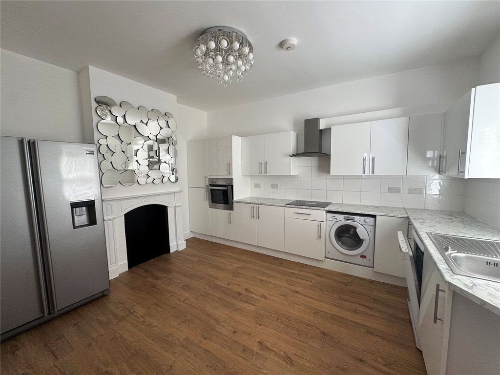 Property photo 3 of 12 Picture No. 03