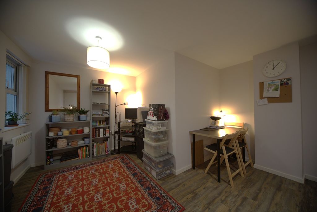 Property photo 2 of 9 Image 1