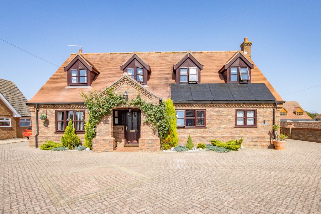 Property photo 1 of 37 5279012