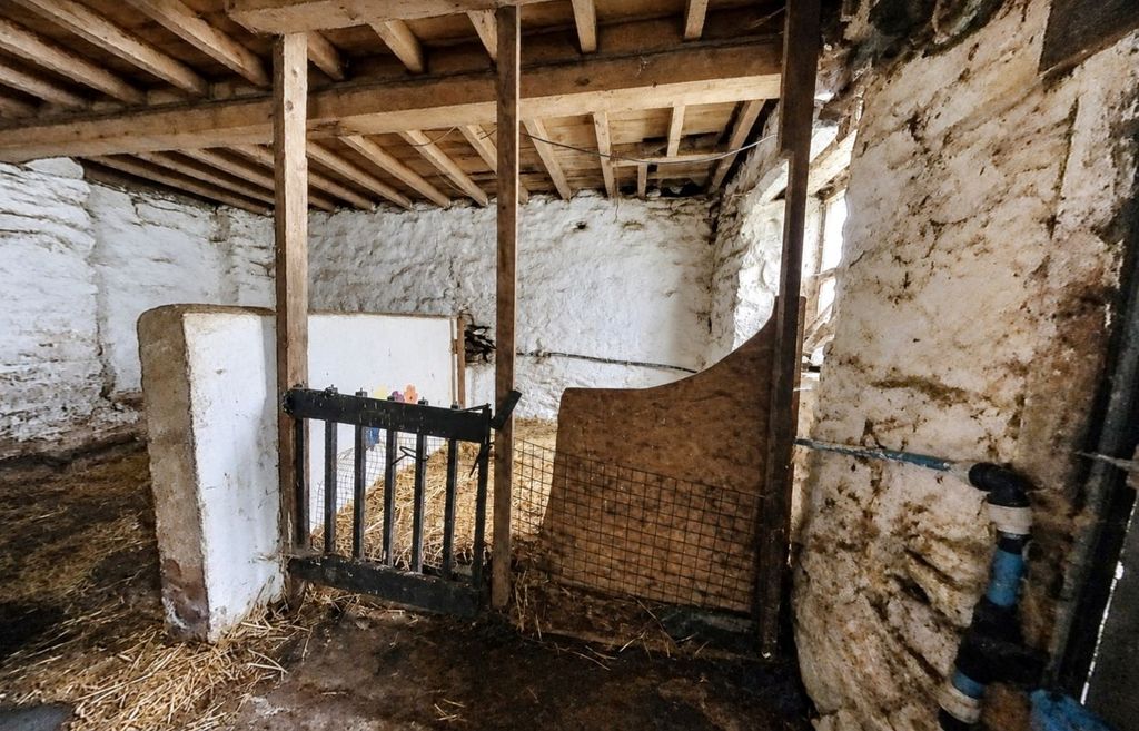 Property photo 2 of 3