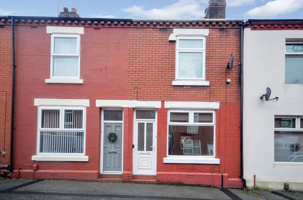 Property photo 1 of 12