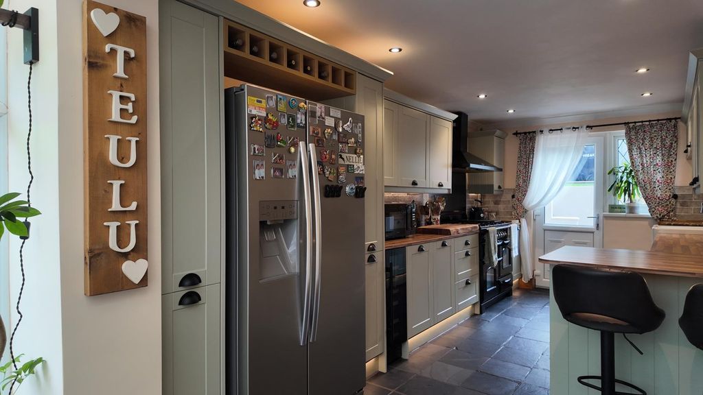 Additional image 7 of 4 bed detached house for saleLong Row, Felinfoel, Llanelli SA15