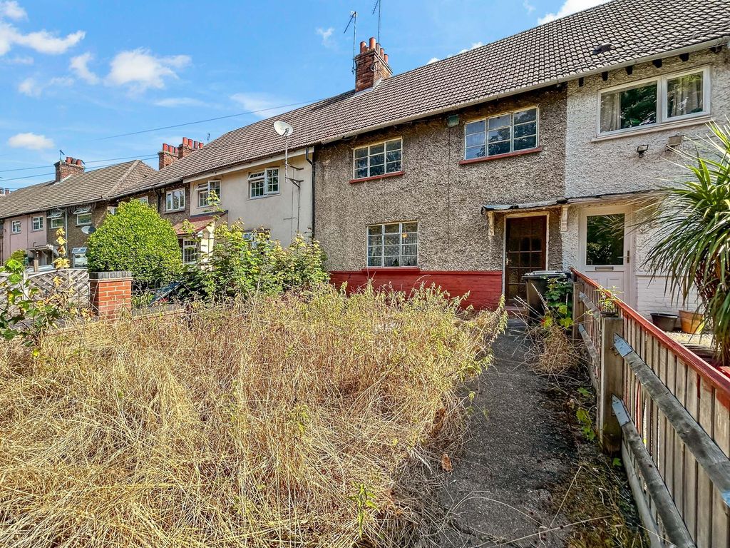 Property photo 1 of 18