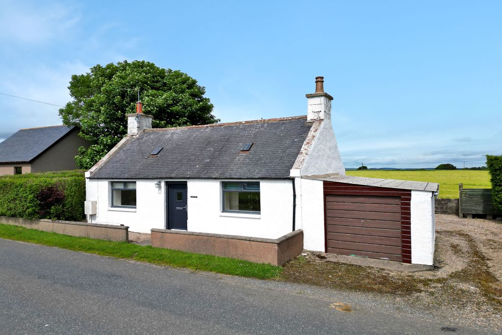 Property photo 1 of 28