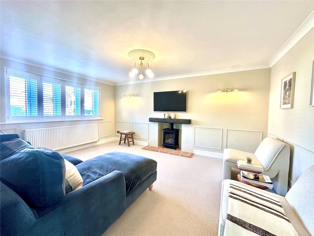 Property photo 2 of 18 Picture No. 01
