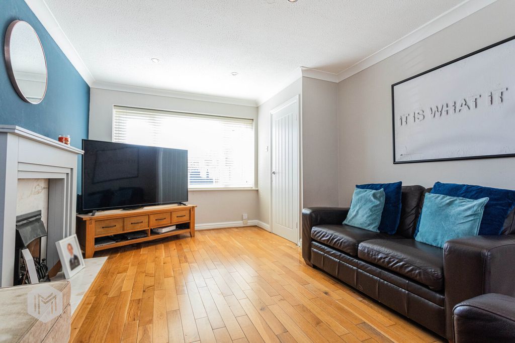 Property photo 3 of 34 Picture No. 08