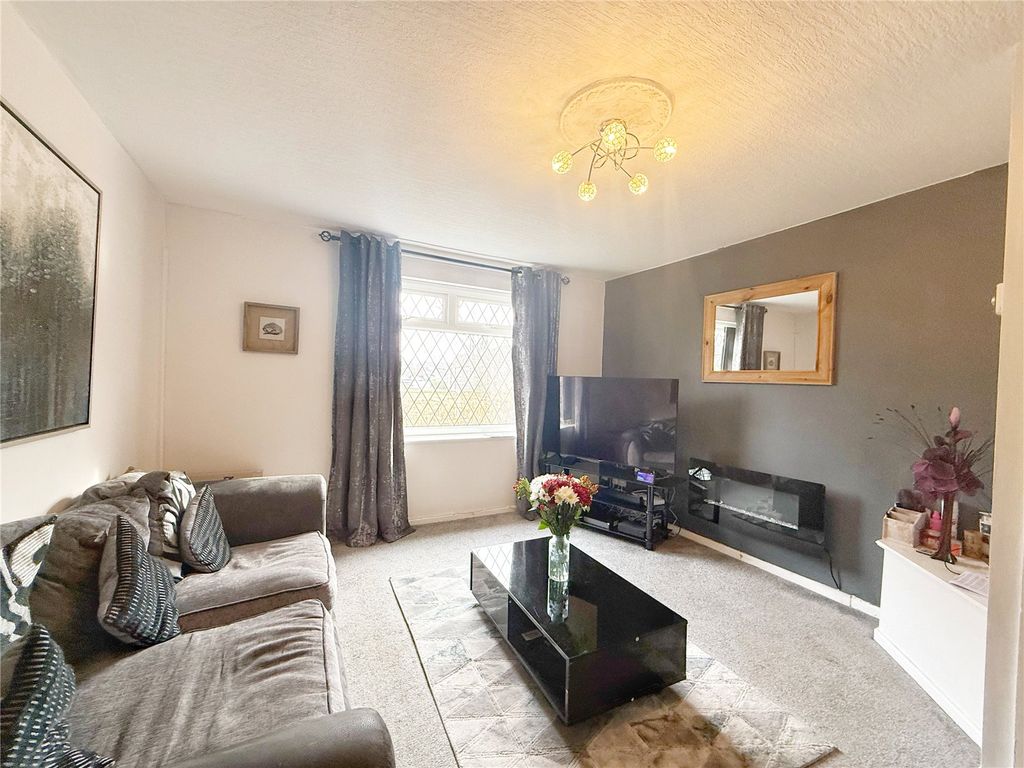 Property photo 3 of 14 Picture No. 07
