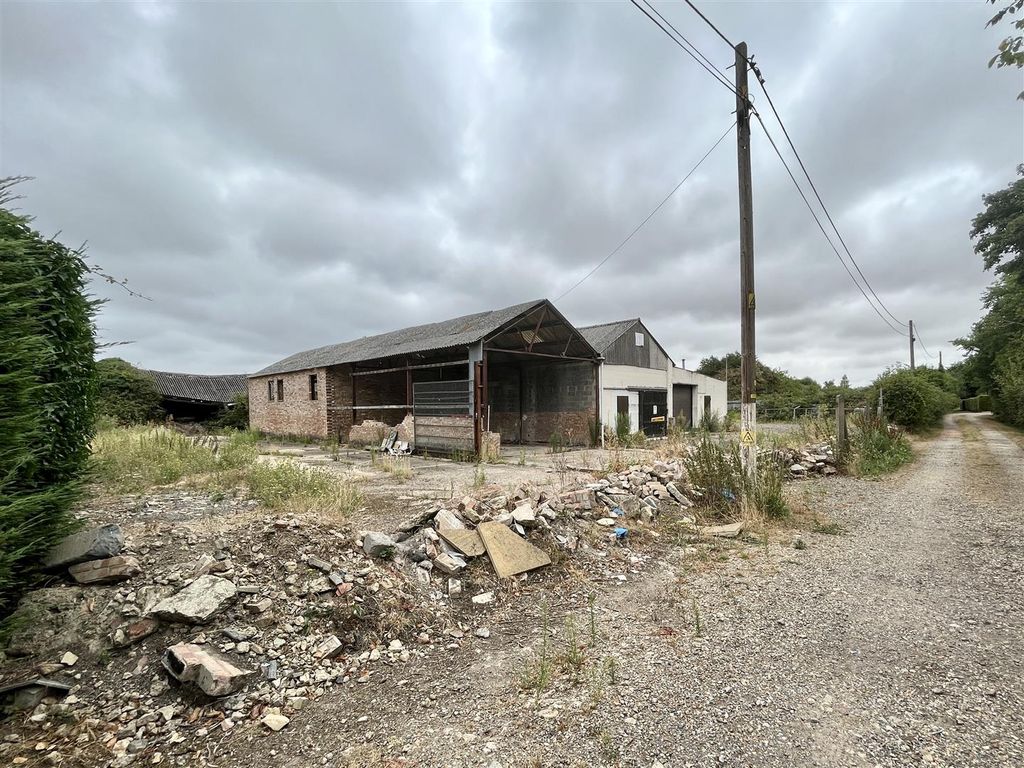 Property photo 3 of 9