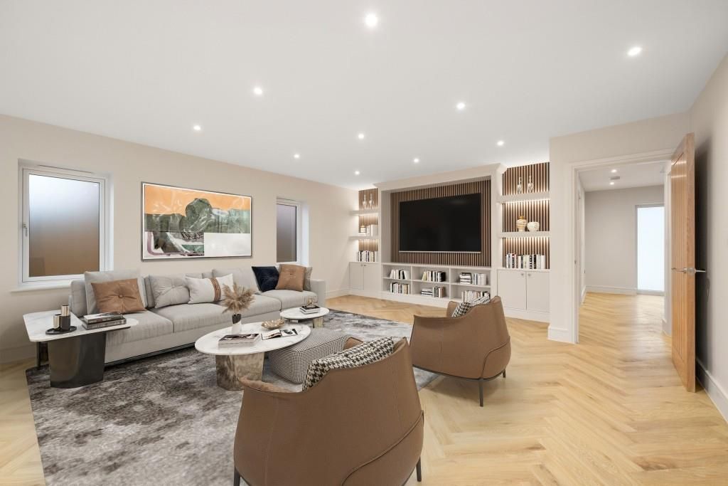 Property photo 3 of 14 Family Room.Jpg