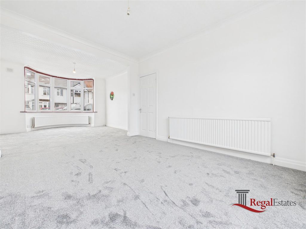 Property photo 1 of 27 Cam02489G0-Pr0329-Still010.Jpg