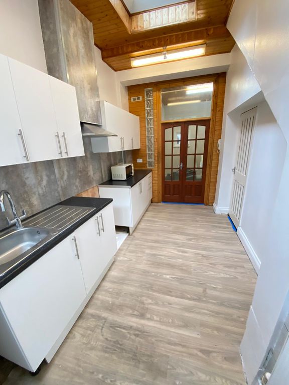 Property photo 2 of 10 Gallery