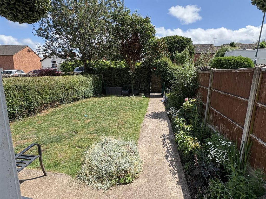 Property photo 3 of 16