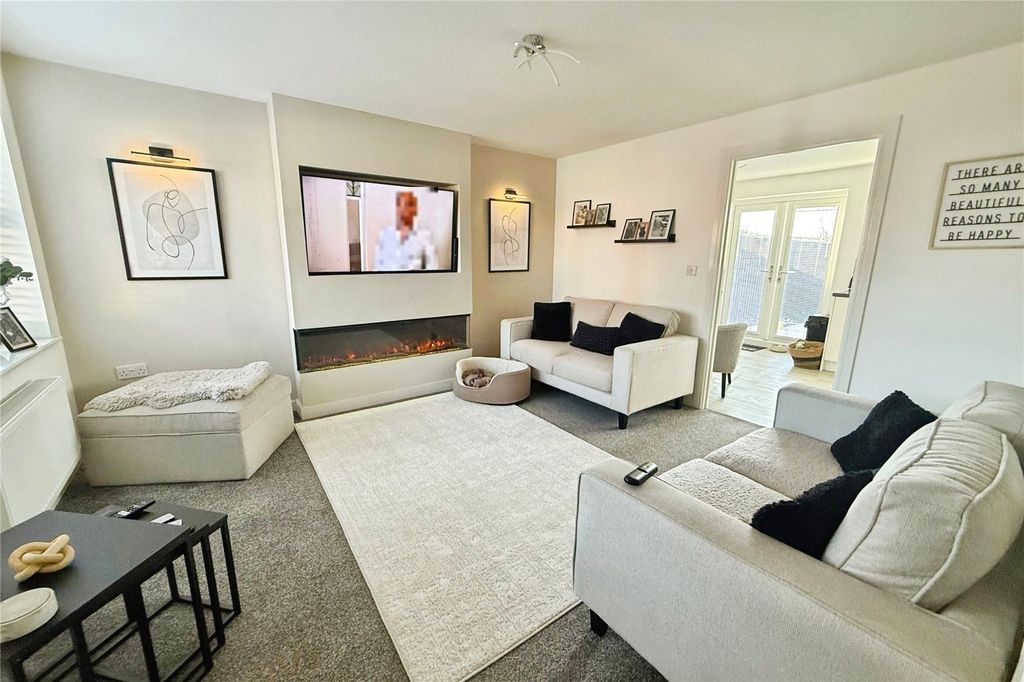 Property photo 2 of 11 Picture No. 09