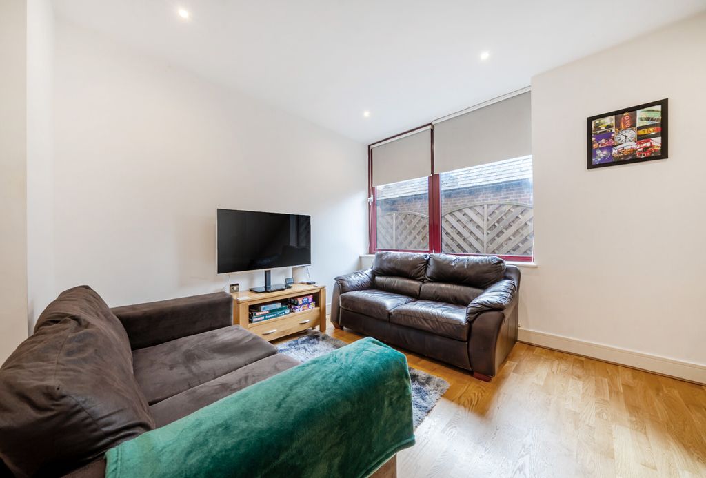 Property photo 2 of 12 1340933-6-68A6E0d...