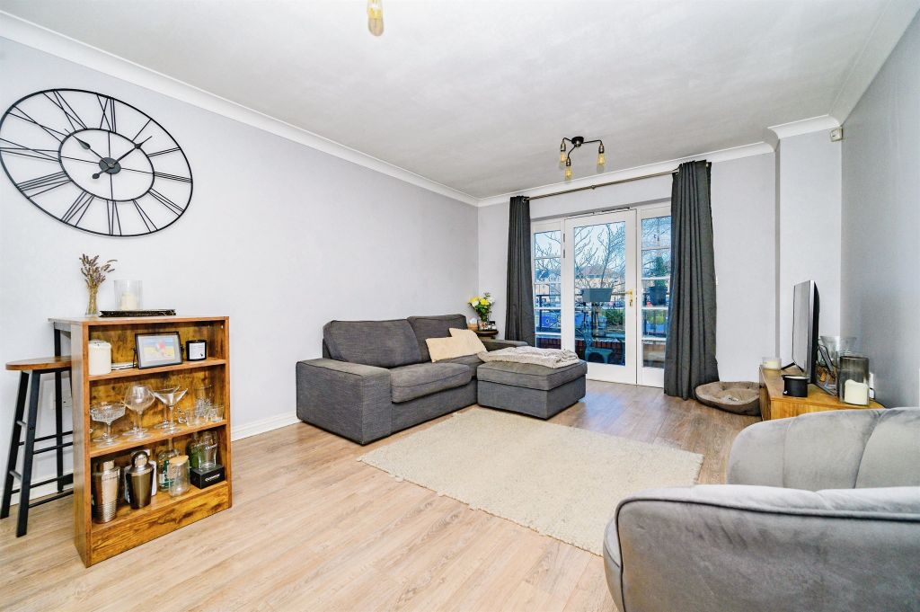 Property photo 3 of 16