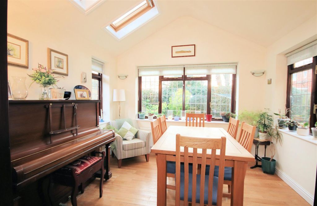 Property photo 3 of 26 Dining Room