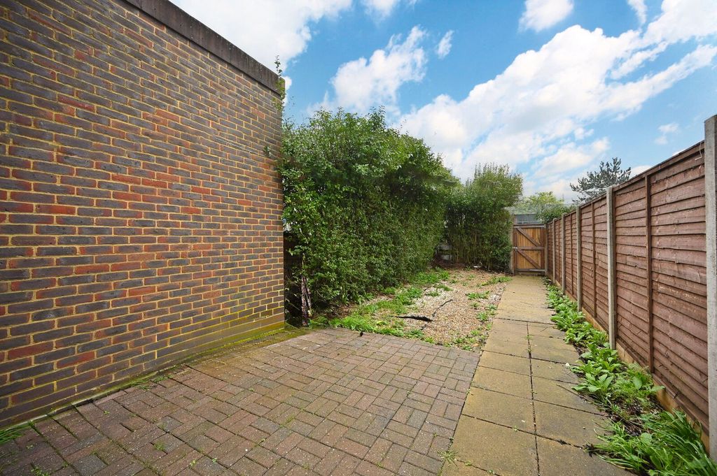 Property photo 3 of 3