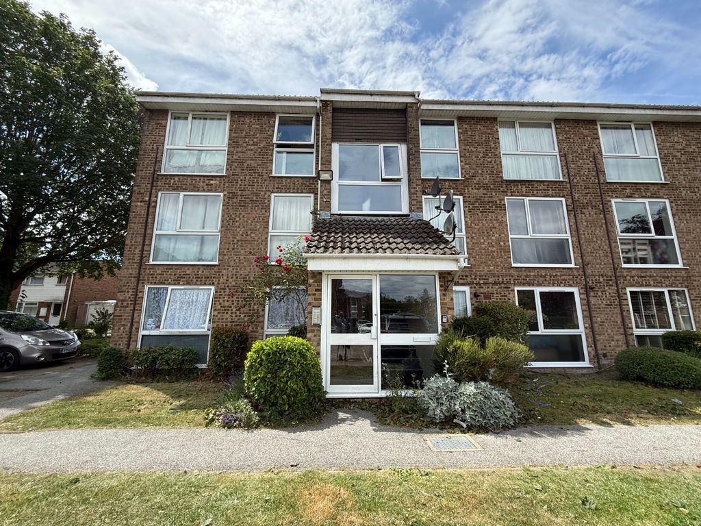 Property photo 1 of 8 5269630