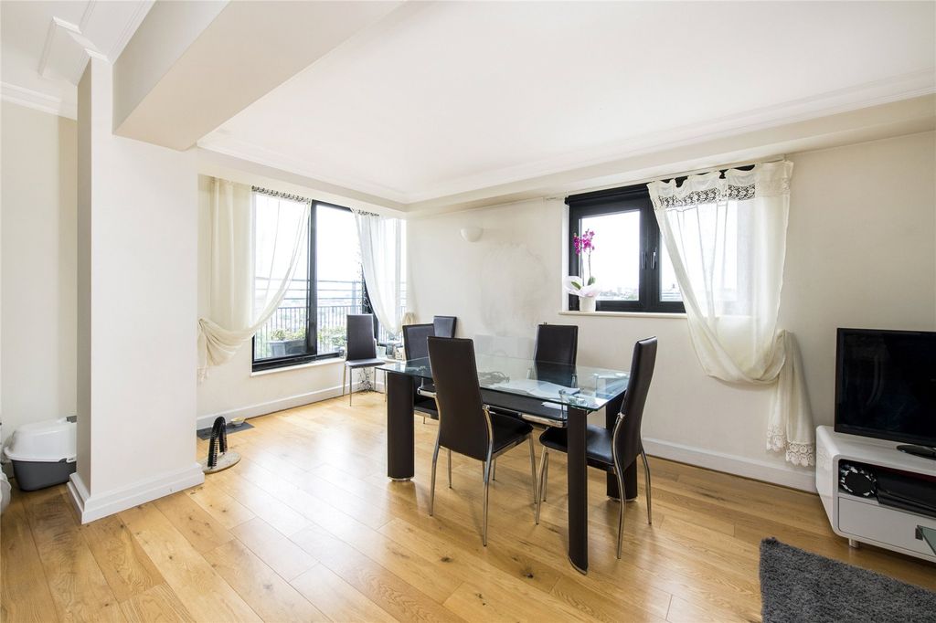 Property photo 2 of 7 Picture No. 03