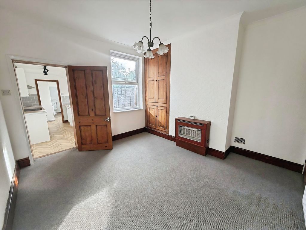 Property photo 3 of 15 Dining Room