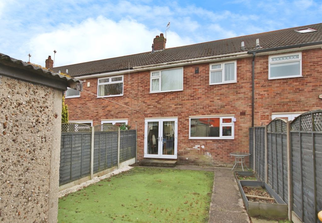 Property photo 1 of 17 3779611