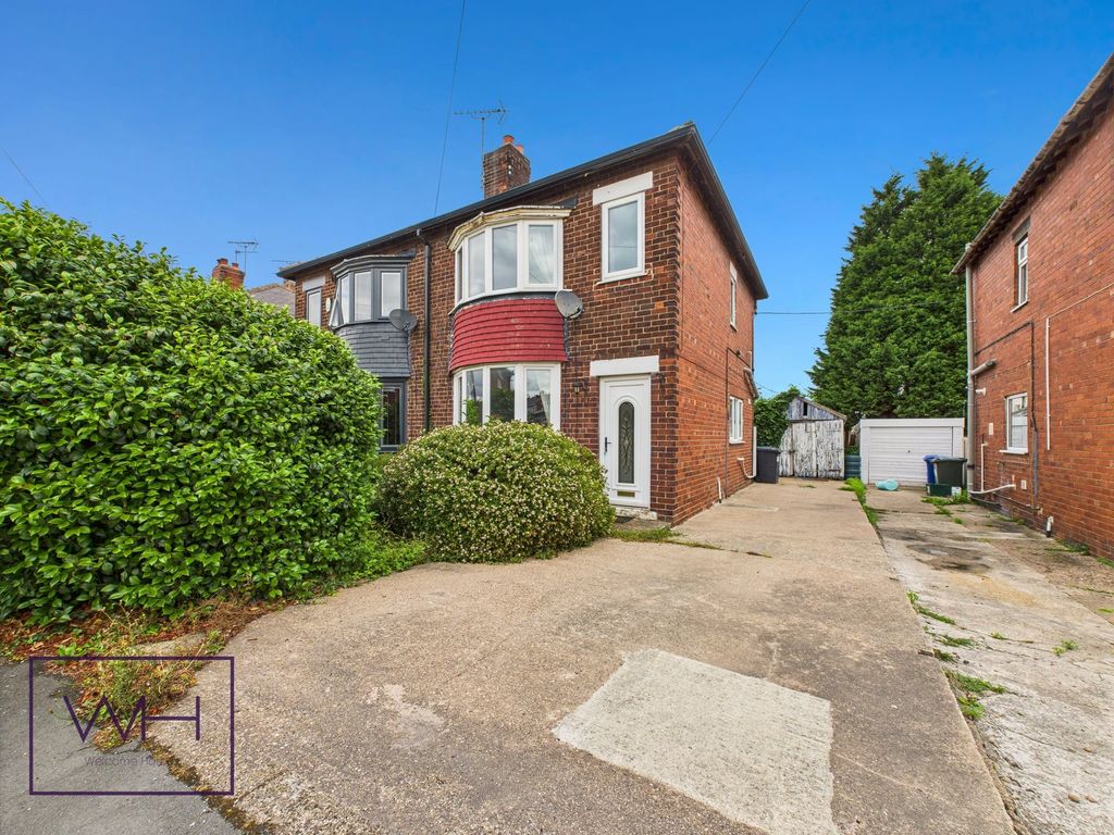 Property photo 1 of 16 Cam03785G0-Pr0278-Still016