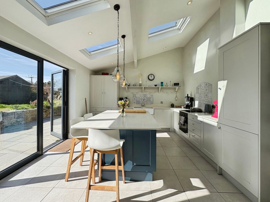 Property photo 2 of 26 4967125