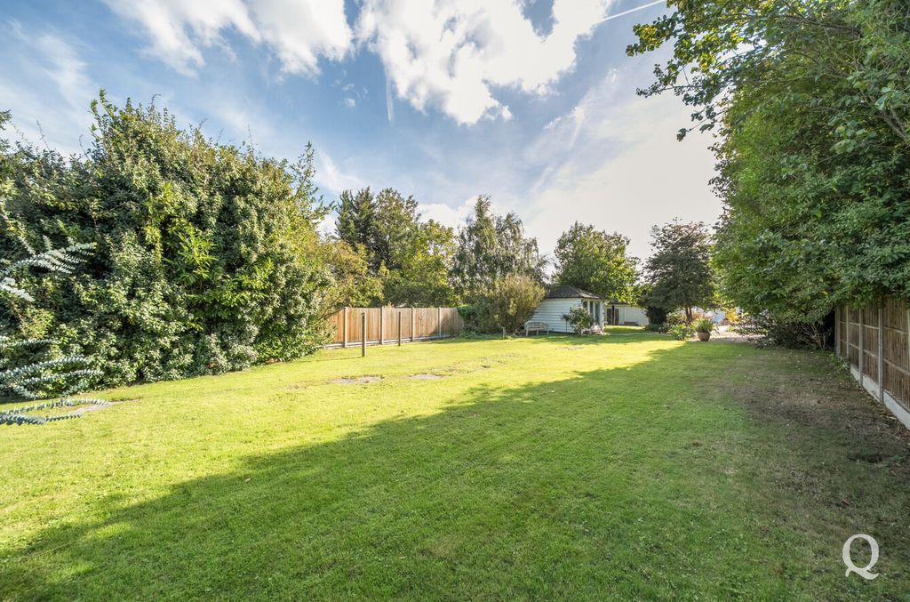 Property photo 1 of 30 770Abf99-d1E0-49F...