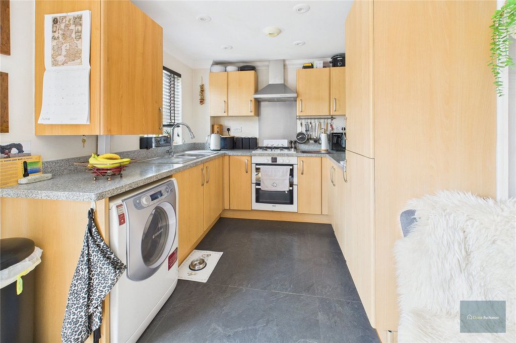 Property photo 3 of 18 Picture No. 17