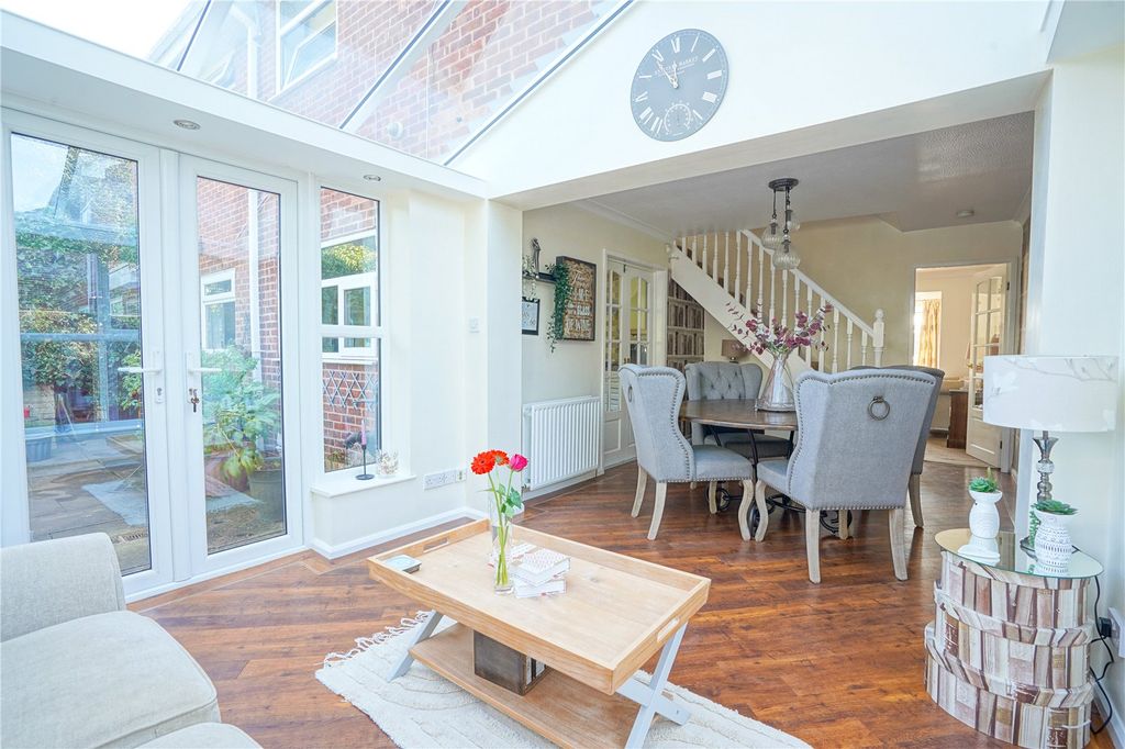 Property photo 3 of 24 Picture No. 17