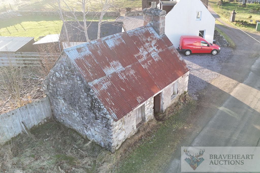 Property photo 1 of 13 Photo 9