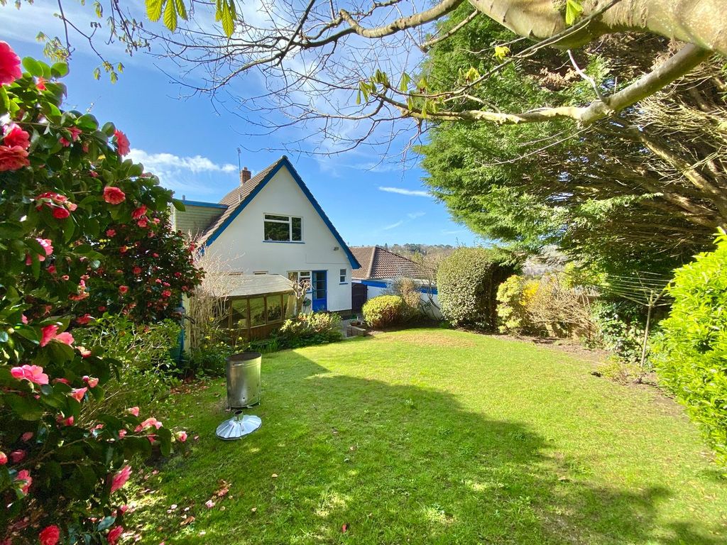 Property photo 3 of 23