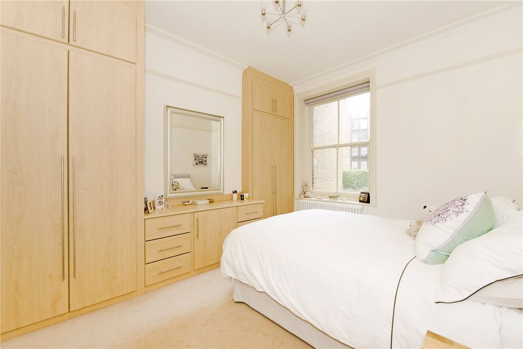 Property photo 3 of 9