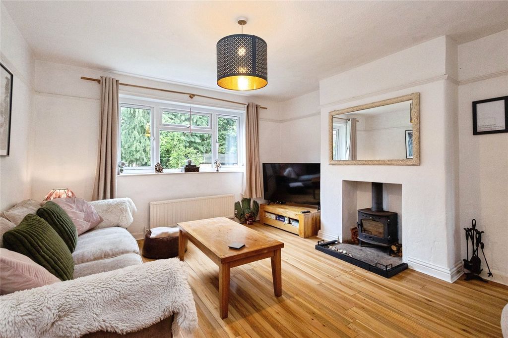 Property photo 2 of 17 Picture No. 21