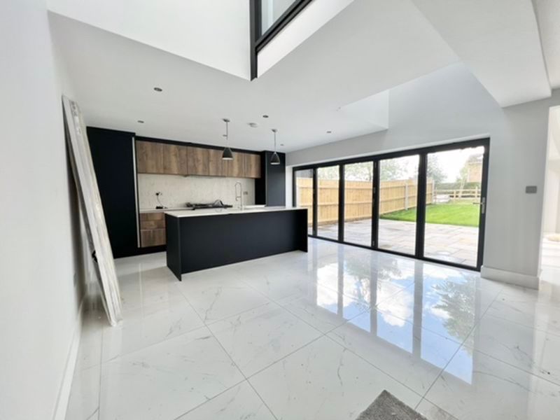Property photo 2 of 15 Open Plan Kitchen Breakfast Diner