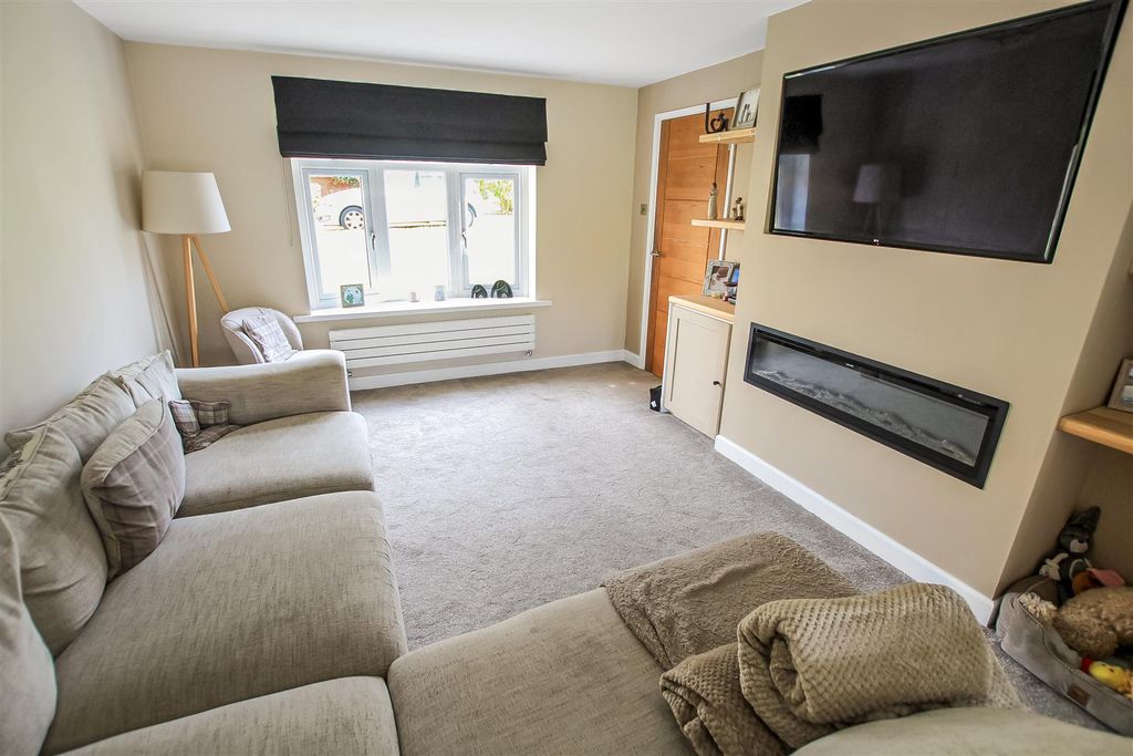 Property photo 2 of 14 Living Room (1).Jpg