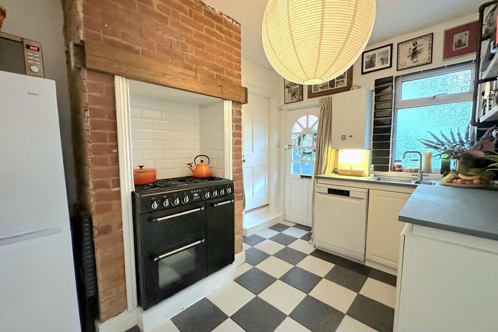 Property photo 3 of 8 Picture No. 05